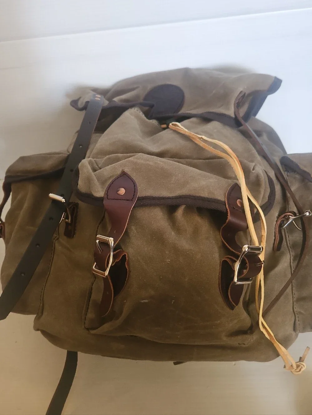 Duluth Pack Wanderer 24L Waxed Canvas Backpack Made in USA Khaki Unisex